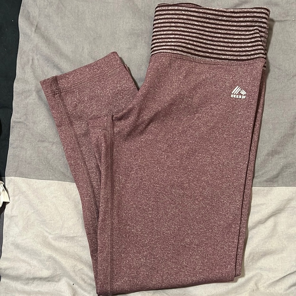 Reebok Capris Yoga Pants (EUC)